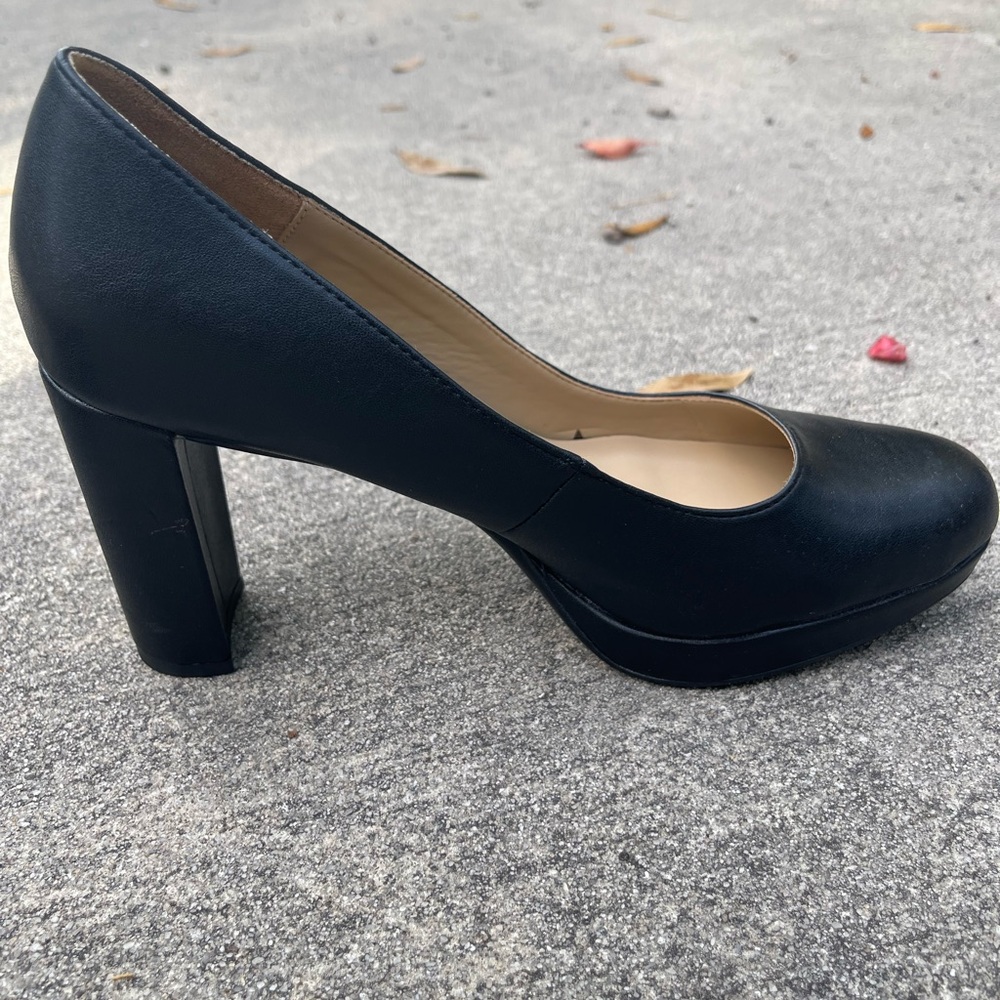 NATURALIZER BERLIN PUMP SIZE 8